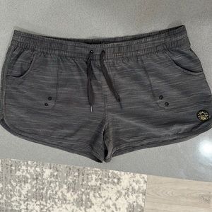 United By Blue Women’s Topography Boardshort. XL. Excellent condition.